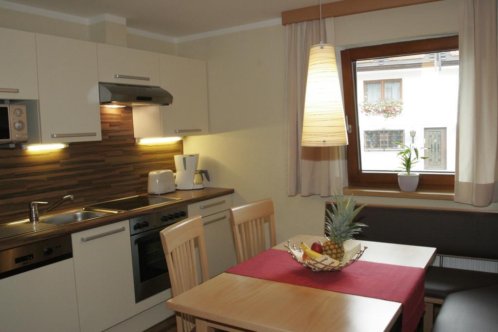 שלאדמינג Edelweiss Apartments חדר תמונה