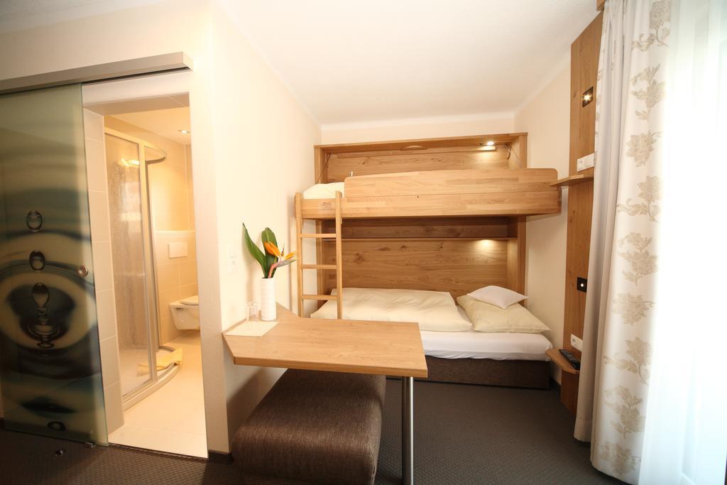 שלאדמינג Edelweiss Apartments מראה חיצוני תמונה