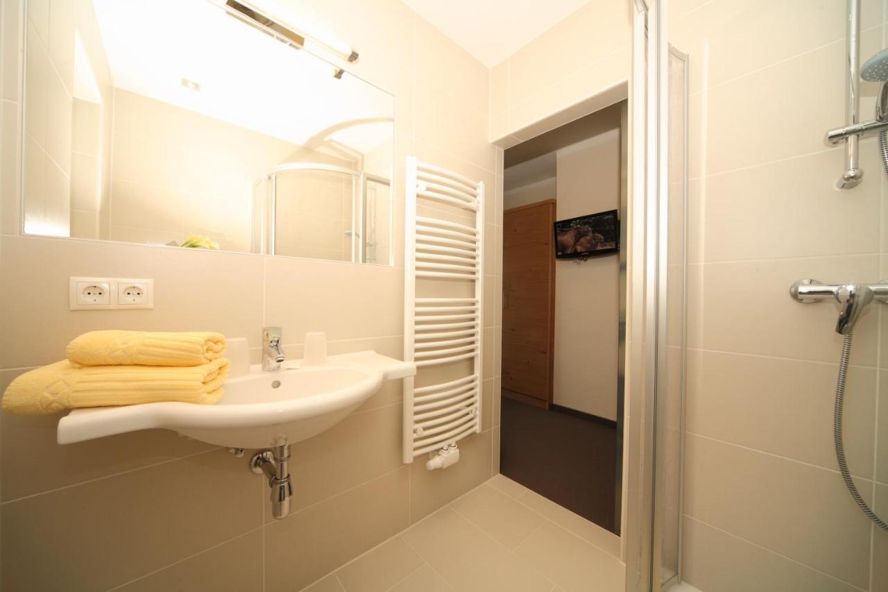 שלאדמינג Edelweiss Apartments מראה חיצוני תמונה